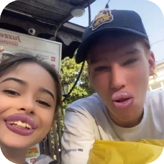 🤳 emoji Шгш💗💗💋💋 Telegram sticker 23 of 47