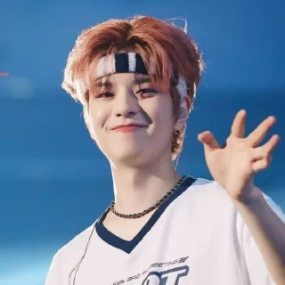 🌟 emoji •𐌺𐌵𐌼 𐍦𐌴Н𐌏𐌺 || @pawwki Telegram sticker 23 of 25
