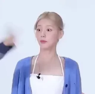😲 emoji Miyeon 2 (G)I-DLE @gidle_sticker Telegram sticker 12 of 50