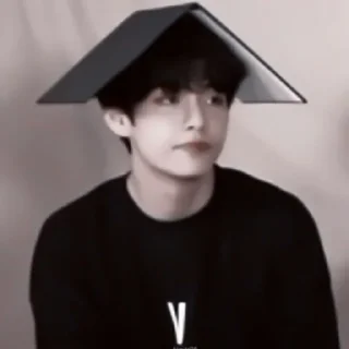 🐻 emoji #𝐦𝐨𝐨𝐝: taehyung ;: by @paradismaudit Telegram sticker 18 of 40