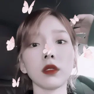 Sticker from #𝐦𝐨𝐨𝐝: taeyeon ;: by @paradismaudit
