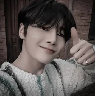 ⚪ emoji ⤹ jeongin ✦ by @YUTOSHII Telegram sticker 14 of 40
