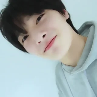 👣 emoji ✦ ָ ֙⋆ jeongin by @paradoxstickers Telegram sticker 17 of 25