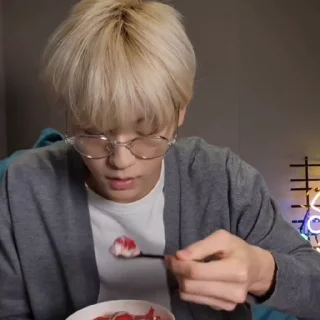 © emoji soobin ' @SWL1R Telegram sticker 22 of 30