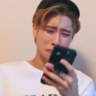 😭 emoji Квокка на танке Telegram sticker 8 of 60