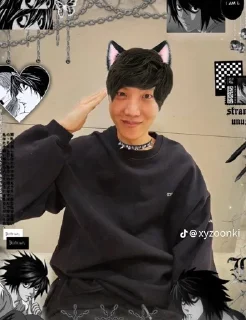 🌟 emoji bald jung hoseok👨‍🦲💜 Telegram sticker 19 of 36