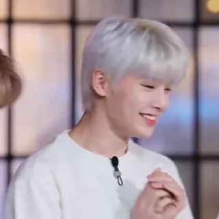 Sticker from skz code4 @evelinkoa