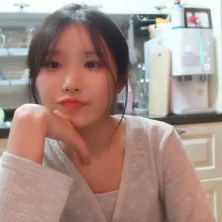 Sticker from (👡)hayoung @idinxz