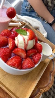 🍓 emoji Клубничка Telegram sticker 18 of 24