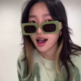 🥴 emoji hannah bahng @neyziz Telegram sticker 15 of 36