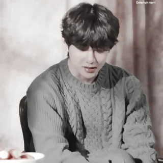 🎠 emoji #𝐈𝐧𝐓𝐡𝐞𝐒𝐡𝐨𝐰𝐓𝐨𝐝𝐚𝐲: taehyung ;: by @paradismaudit Telegram sticker 9 of 40