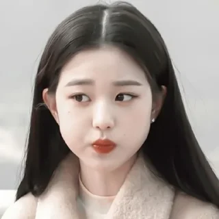 🧴 emoji 𖥻 wonyoung : 🧴 : @lumicore_present Telegram sticker 8 of 40
