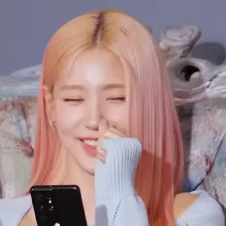 🤚 emoji Miyeon (G)I-DLE @gidle_sticker Telegram sticker 7 of 50