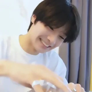 👣 emoji ✦ ָ ֙⋆ jeongin by @paradoxstickers Telegram sticker 13 of 25