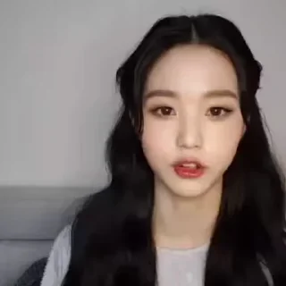 🪡 emoji wonyoung Telegram sticker 17 of 30