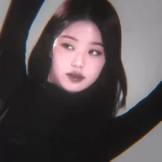 🧛‍♀️ emoji wonyoung★ @koreanpophelp Telegram sticker 8 of 17