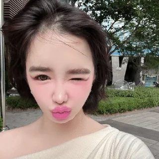 🌟 emoji Park Bom Telegram sticker 7 of 22