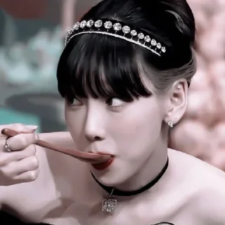 🌓 emoji #𝐦𝐨𝐨𝐝: taeyeon ;: by @paradismaudit Telegram sticker 2 of 40