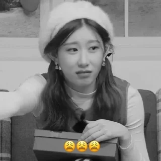 😩 emoji chaeryeong @kim1chr Telegram sticker 19 of 61
