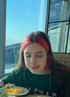 😋 emoji Акула , Лина , Амина , максутка Telegram sticker 24 of 36