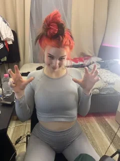 ☺️ emoji Акула , Лина , Амина , максутка Telegram sticker 8 of 36