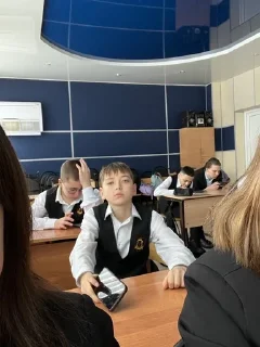 🌟 emoji у Вася чо за аппарат Telegram sticker 20 of 33