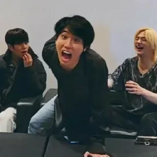 🤕 emoji Квокка на танке Telegram sticker 15 of 60