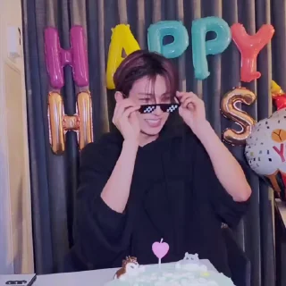 🎂 emoji hee 𖥻 @helpenha Telegram sticker 8 of 30