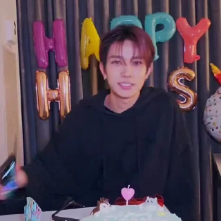 🎂 emoji hee 𖥻 @helpenha Telegram sticker 13 of 30