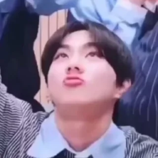 Sticker from jungwon is not okay @paytonmyoppa