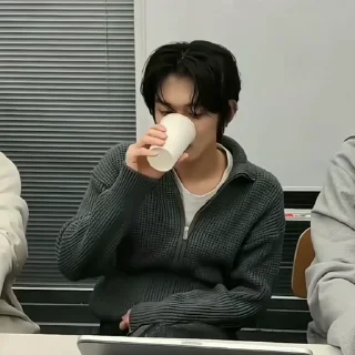 🪵 emoji YEONJUN❔@ogbudovnax Telegram sticker 9 of 40