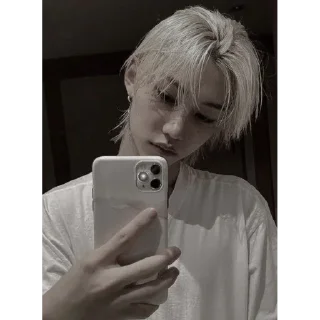 Sticker from Lee Felix... ♡