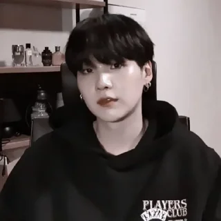 Sticker from ;; 𝐲𝐨𝐨𝐧𝐠𝐢 :: @fannhelps