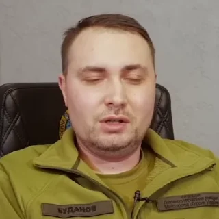 🤭 emoji Буданов Telegram sticker 10 of 37