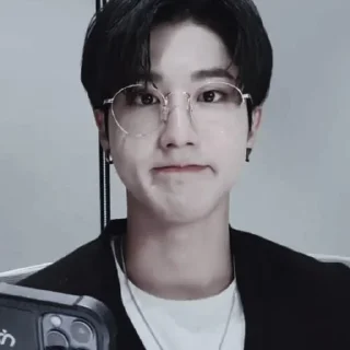 Sticker from ᝰ jisung :: @neverzse