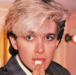 🌟 emoji главная шмонька Telegram sticker 16 of 25