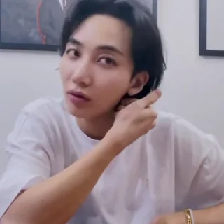 🎀 emoji jeonghan @svtwe Telegram sticker 12 of 50