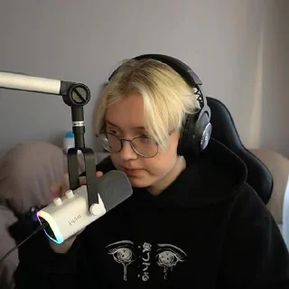Sticker from Дрейк