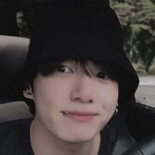 ☺️ emoji 𝐣𝐮𝐧𝐠𝐤𝐨𝐨𝐤𝐬𝐡𝐢_- Telegram sticker 18 of 50