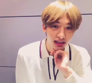 🌟 emoji hyunjin @ARA2VH Telegram sticker 7 of 34