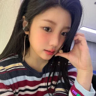 🤩 emoji Wonhee @TgEmodziBot Telegram sticker 5 of 10
