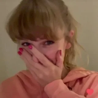 🤭 emoji swifties main slayer (от @em4il) Telegram sticker 10 of 35