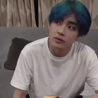 Sticker from taehyung   @redoei