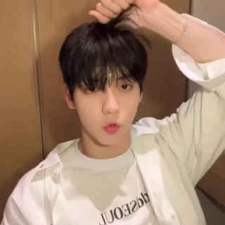 © emoji soobin ' @SWL1R Telegram sticker 15 of 30
