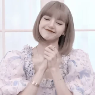🥛 emoji #𝐈𝐧𝐓𝐡𝐞𝐒𝐡𝐨𝐰𝐓𝐨𝐝𝐚𝐲: lisa ;: by @paradismaudit Telegram sticker 17 of 40