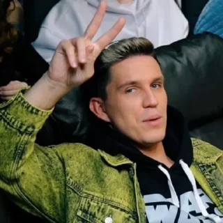 ✌️ emoji фолоу зе @fan_comanda_maslenekova_540 Telegram sticker 21 of 120