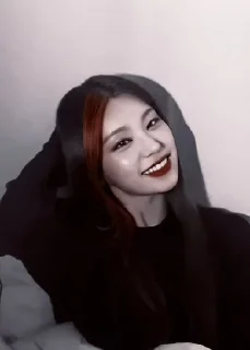 ❤️‍🩹 emoji Yeji автор:Айси Telegram sticker 12 of 16