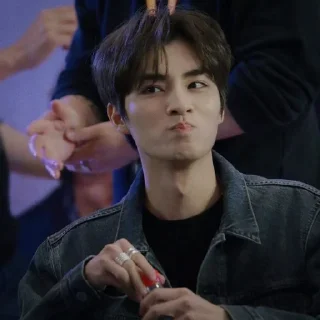 🐱 emoji xiaojun by @stikersnct Telegram sticker 23 of 34