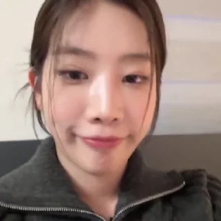 🗞 emoji # kim lip ' @sw5uf ❗️ Telegram sticker 12 of 40