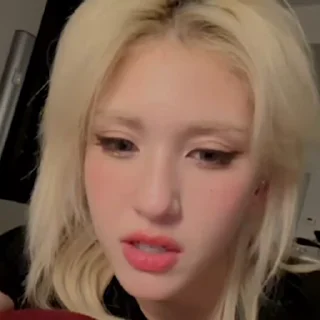🪔 emoji SOMI @LoveLikeMes Telegram sticker 23 of 40